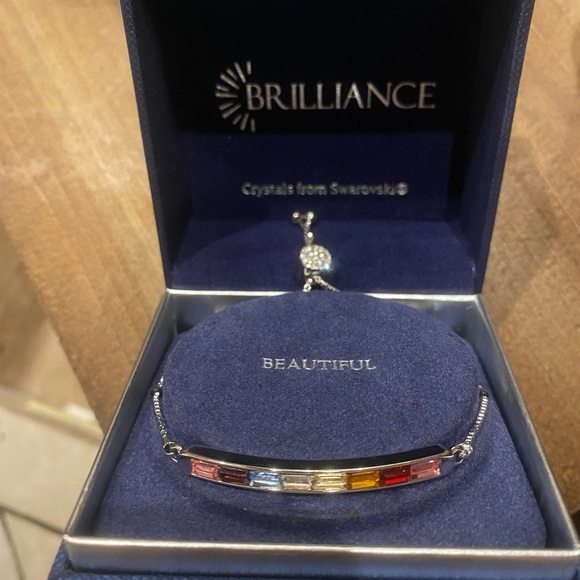 Rainbow colored Bracelet - Picture 3 of 4